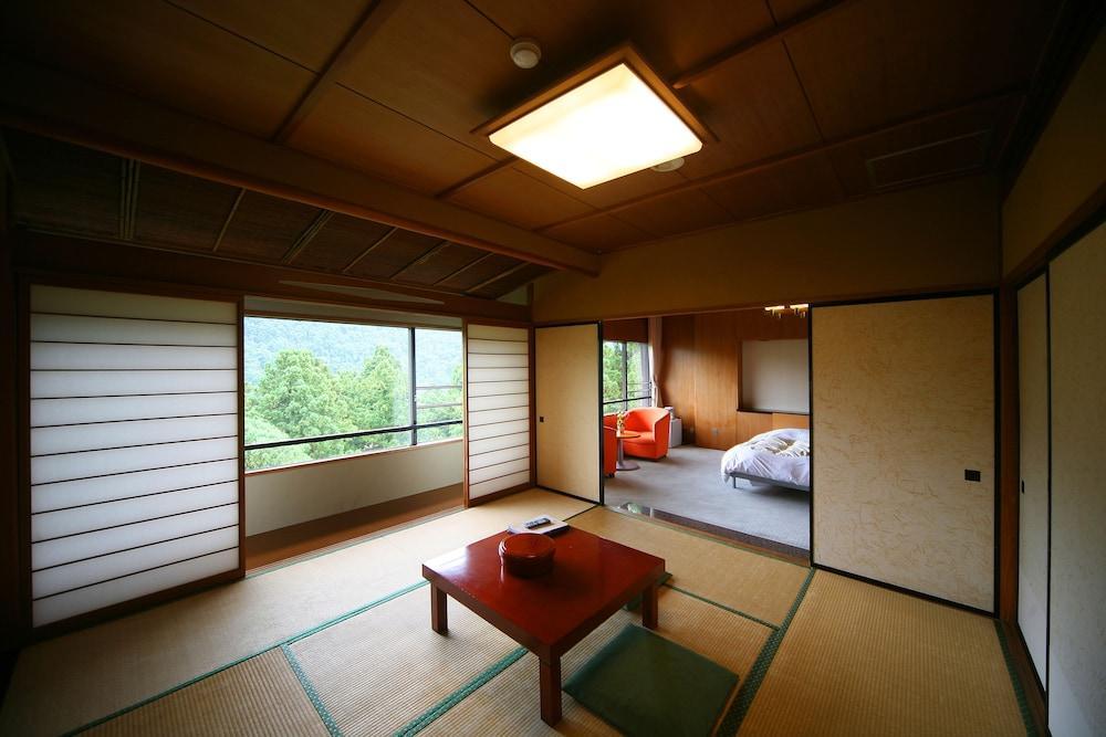Ooedo Onsen Monogatari Premium Yamanaka Grand Hotel Kaga  Exterior photo