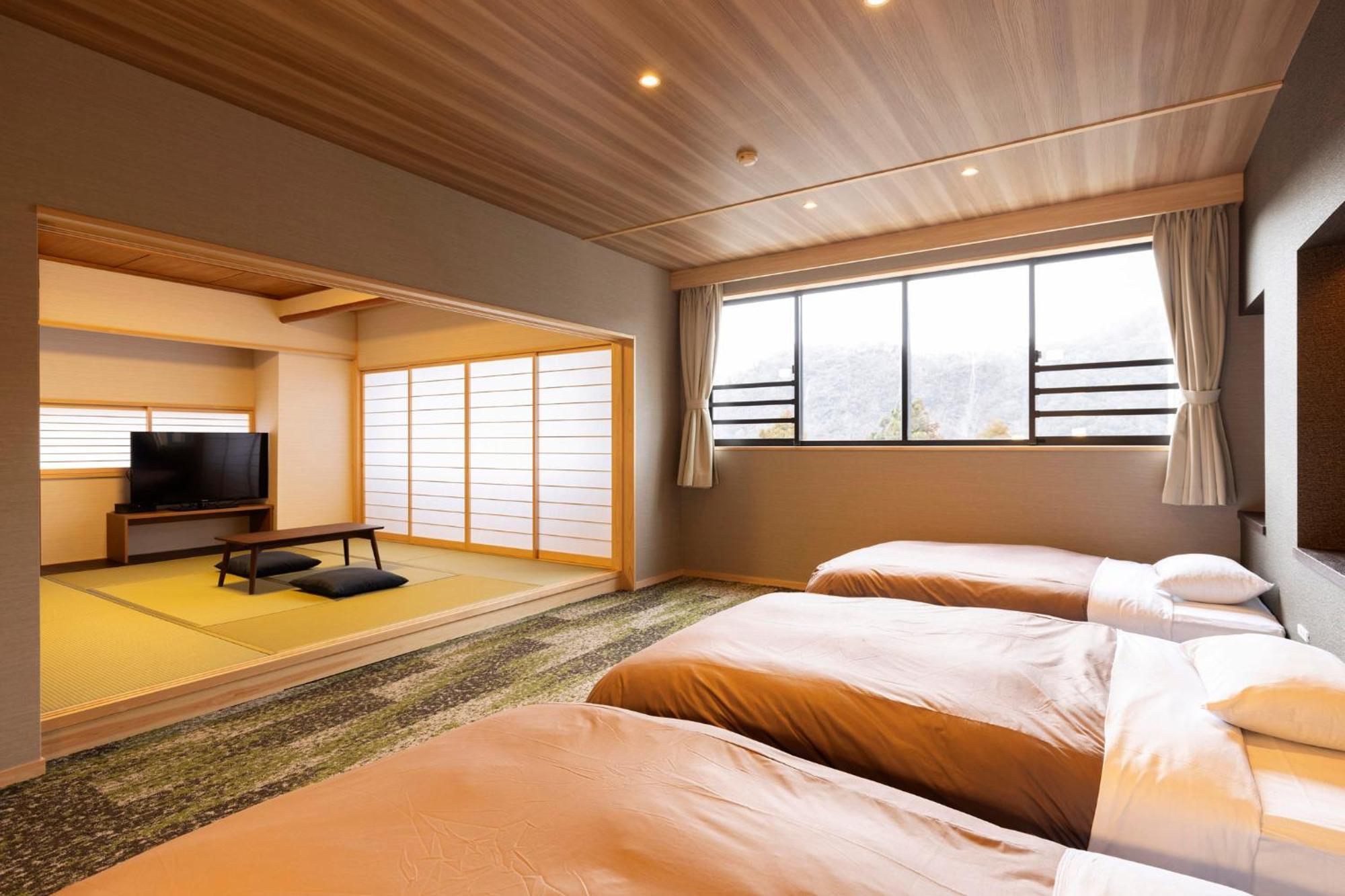 Ooedo Onsen Monogatari Premium Yamanaka Grand Hotel Kaga  Exterior photo