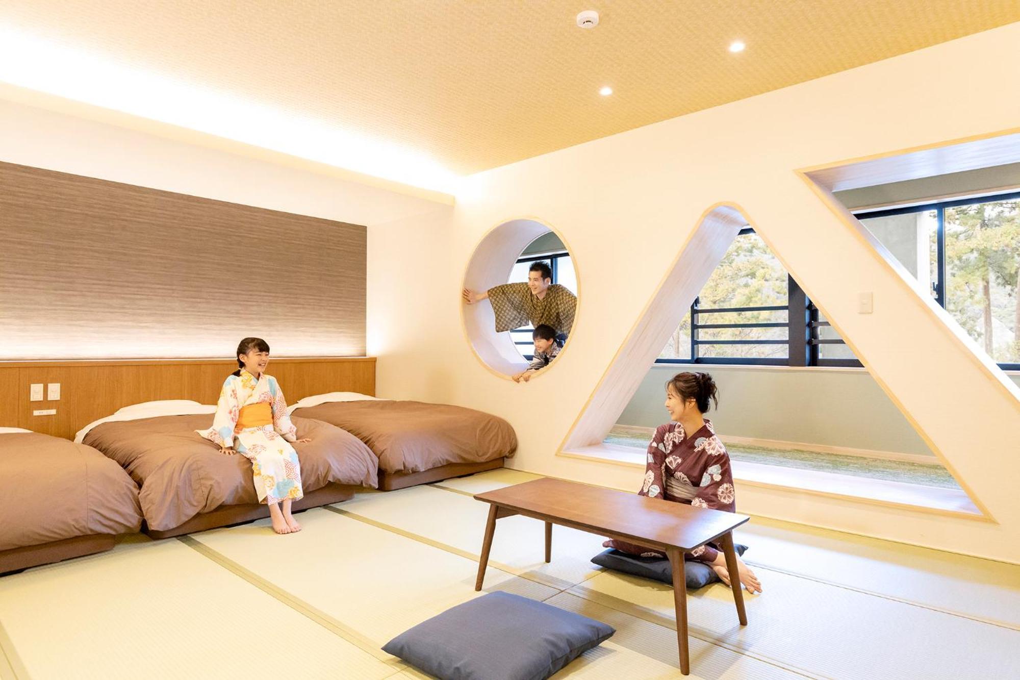 Ooedo Onsen Monogatari Premium Yamanaka Grand Hotel Kaga  Exterior photo